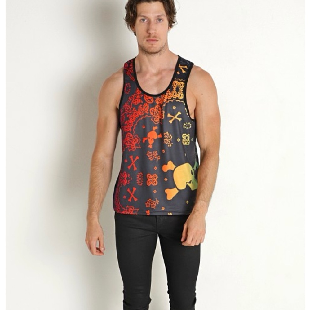 Skull & Bones LMTD Edition 2023 Print
Rainbow Bandana Racerback Tank Size XL